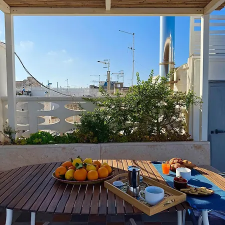 Helios Apartment *